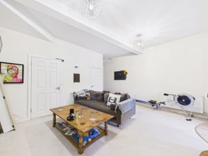 Lounge- click for photo gallery